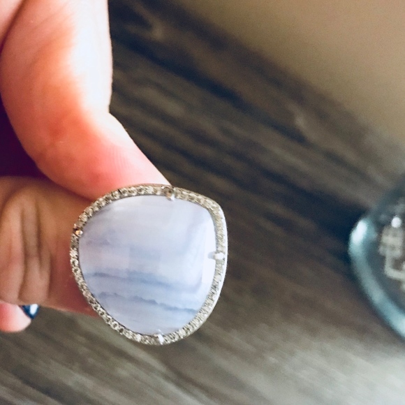 Beautiful Druzy Ring - Picture 2 of 2